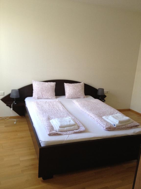 Debo Apartments Schoenbrunner Strasse - Contactless Check In فيينا الغرفة الصورة